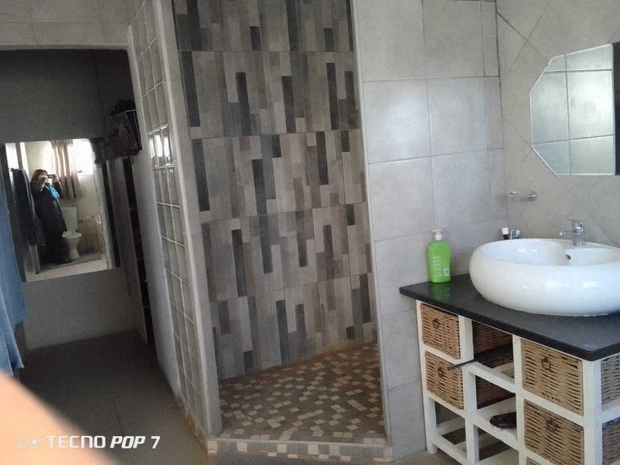 3 Bedroom Property for Sale in Wilgeboom A H North West